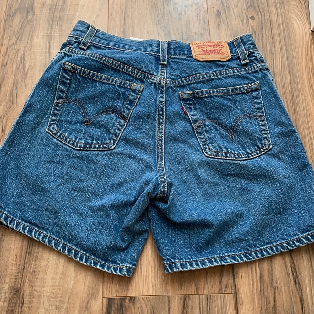 Levi Mom Shorts Size 6